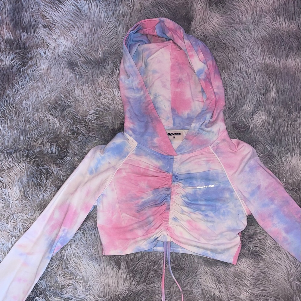 Cropped workout hoodie